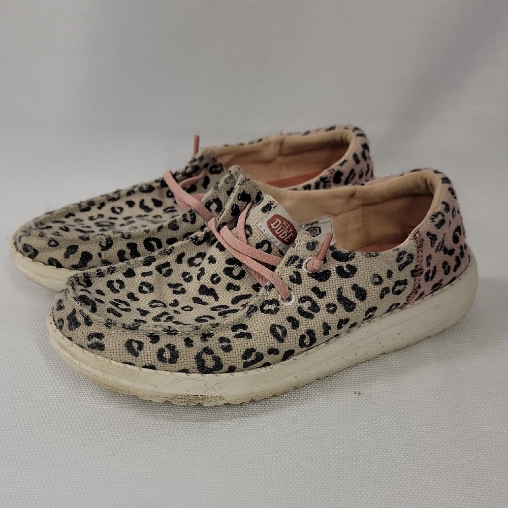 Hey Dude Cream and Pink Youth Shoes